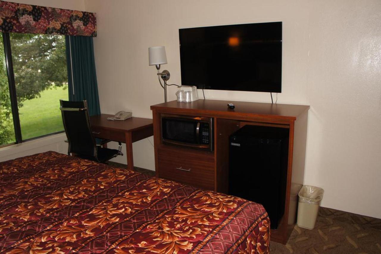 Econo Lodge Waite Park Ngoại thất bức ảnh