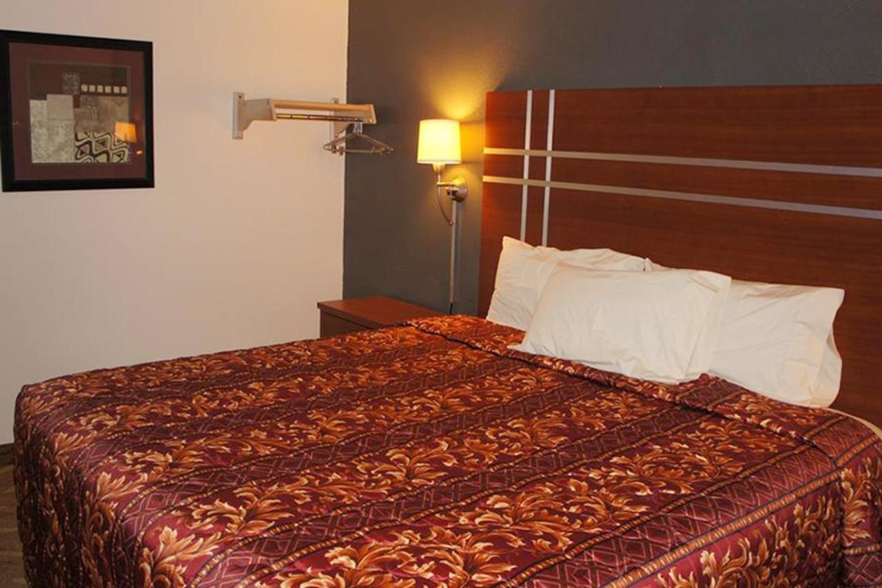 Econo Lodge Waite Park Ngoại thất bức ảnh