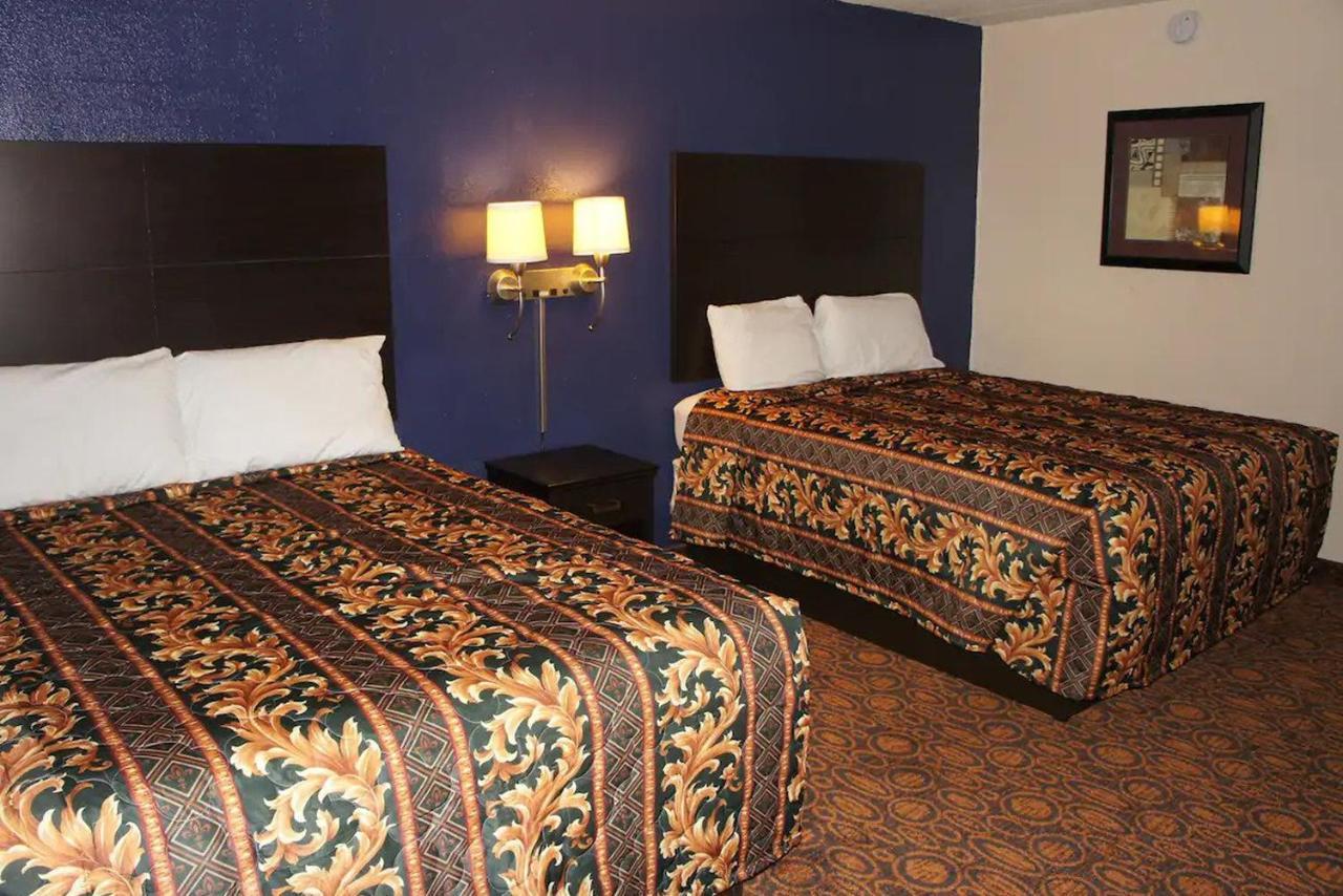 Econo Lodge Waite Park Ngoại thất bức ảnh