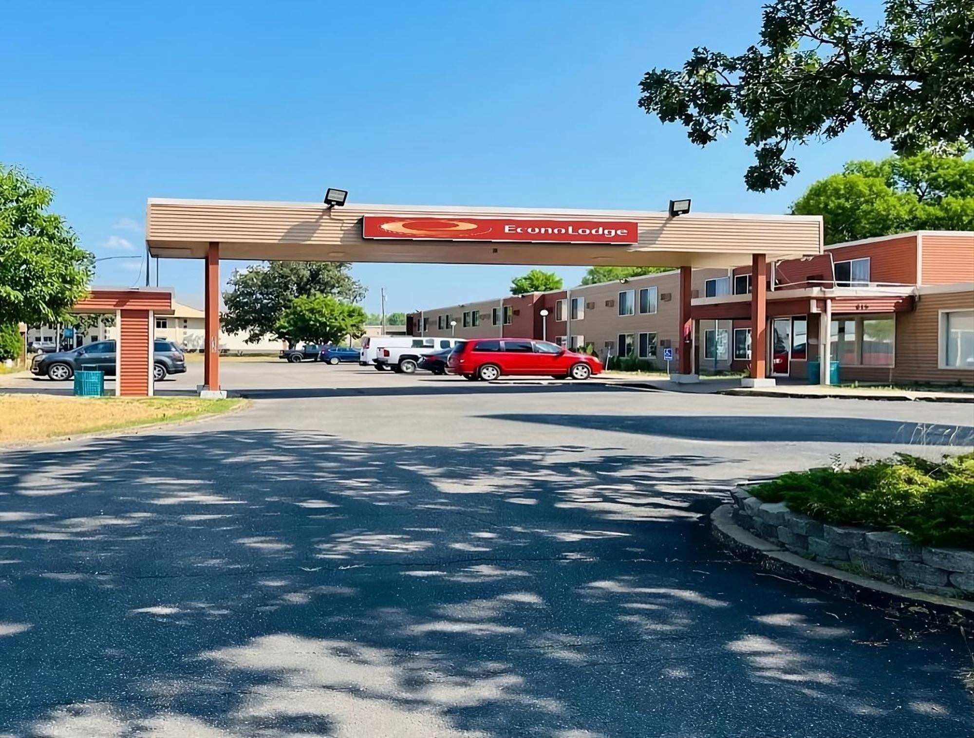Econo Lodge Waite Park Ngoại thất bức ảnh