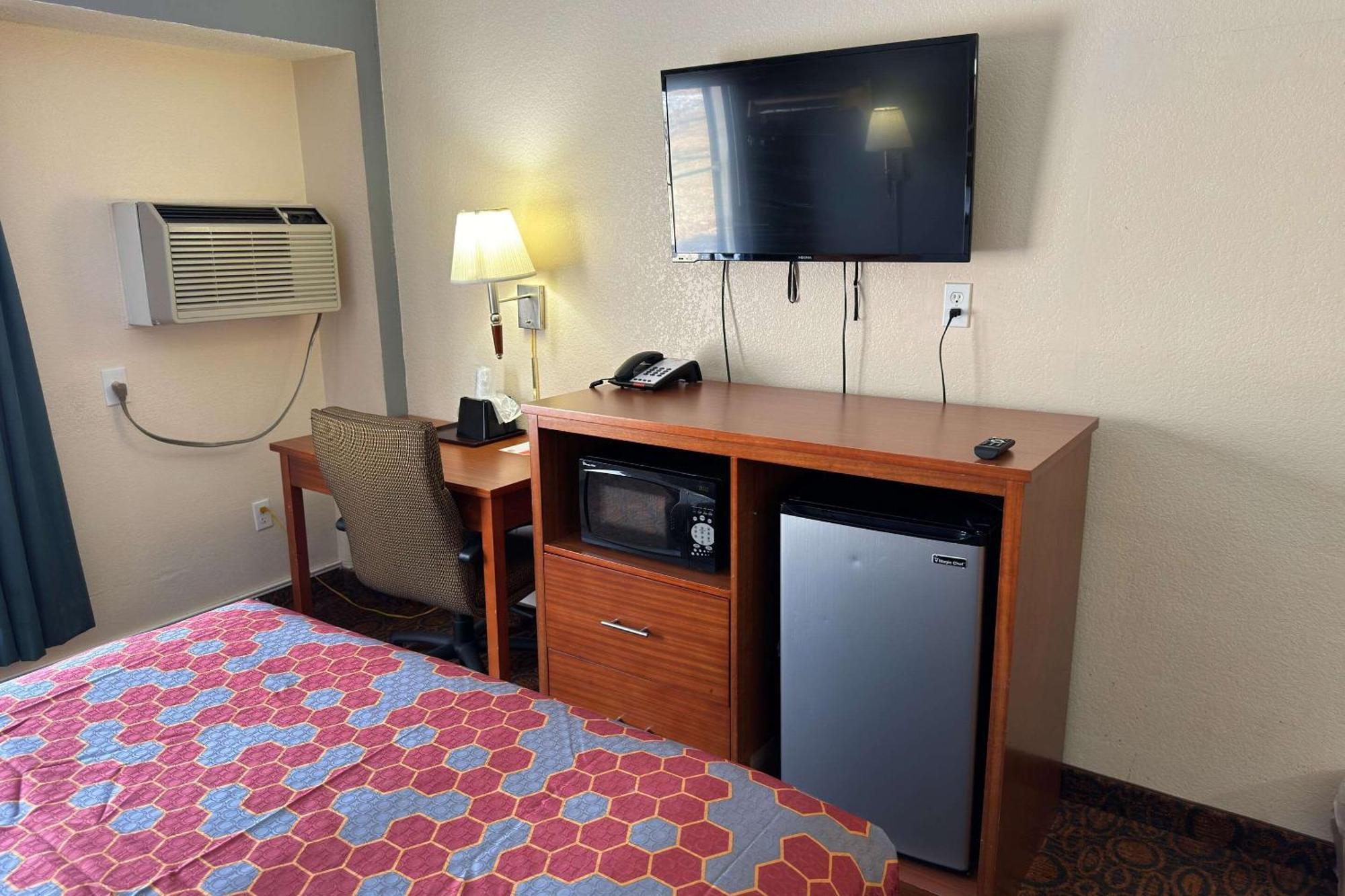 Econo Lodge Waite Park Ngoại thất bức ảnh
