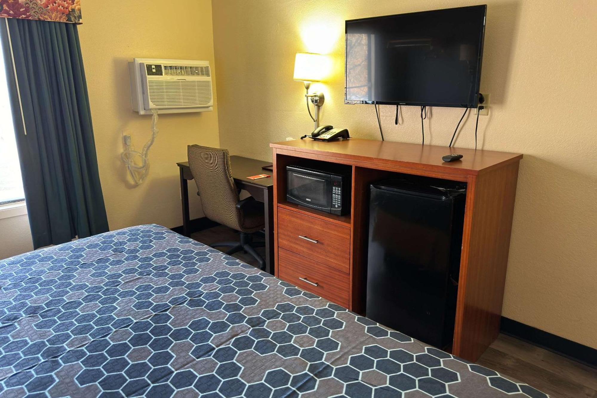 Econo Lodge Waite Park Ngoại thất bức ảnh